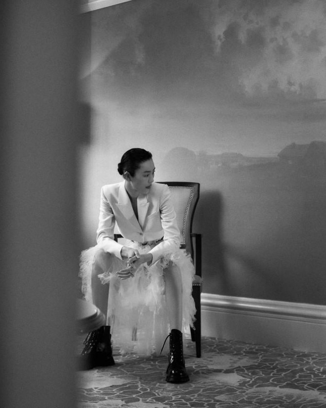 Mỹ nhân TVB và người đẹp nội y gốc Hoa siêu gợi cảm - 9