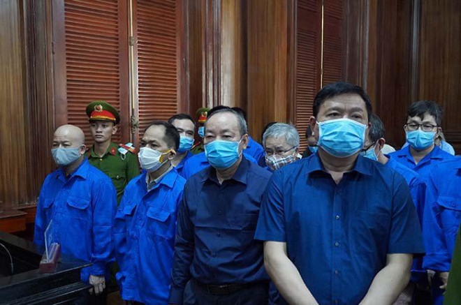 Ông Đinh La Thăng phản ứng với đề nghị mức án 10 - 11 năm tù - 1