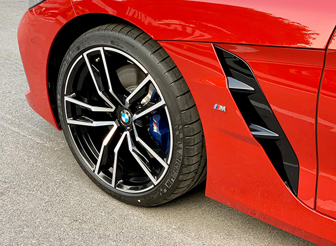 Ngắm chi tiết BMW Z4 thế hệ mới chính hãng tại Việt Nam có giá bán 3,3 tỷ đồng. - 4