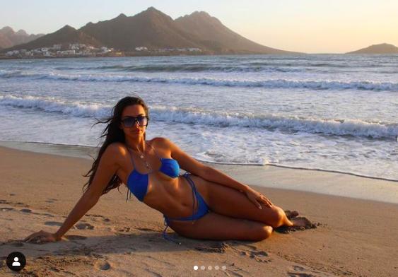 Mẫu nội y 9x quá 'bốc lửa' khiến cánh mày râu 'chao đảo' - 5