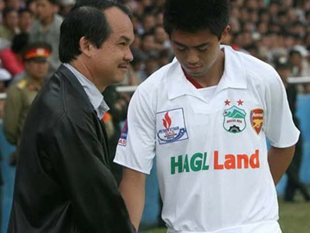 Bầu Đức từng đặt mục tiêu đưa HAGL vô địch V-League khi ký hợp đồng với Lee Nguyễn