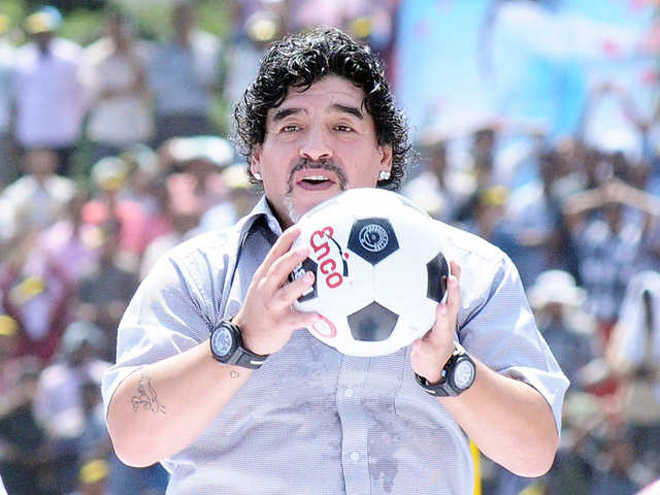 Tin mới nhất bóng đá trưa 20/12: Hé lộ di nguyện cuối của Maradona - 1