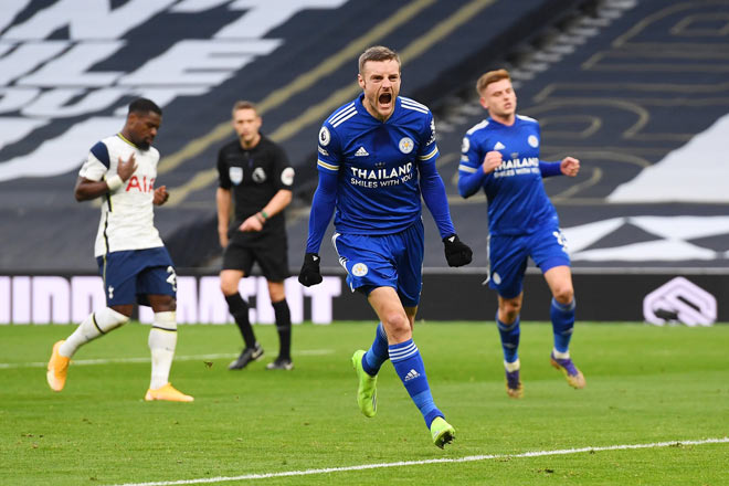 &nbsp;Jamie Vardy tỏa sáng giúp Leicester City gieo sầu cho đội chủ nhà Tottenham Hotspur