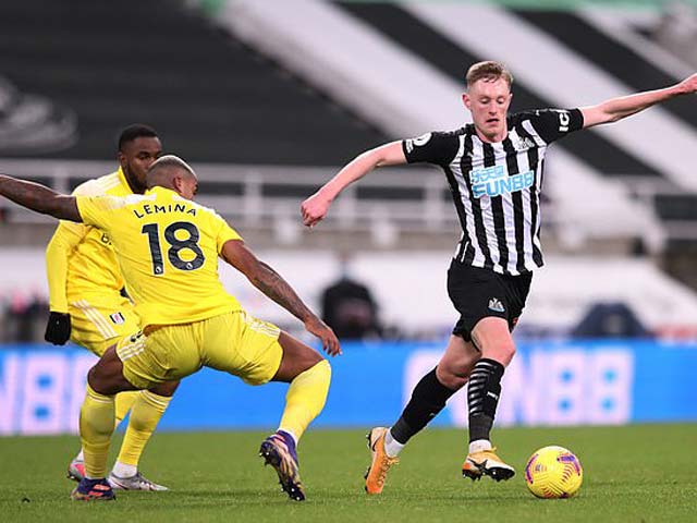 Bóng đá - Video Newcastle - Fulham: Phản lưới bất ngờ, thẻ đỏ bước ngoặt