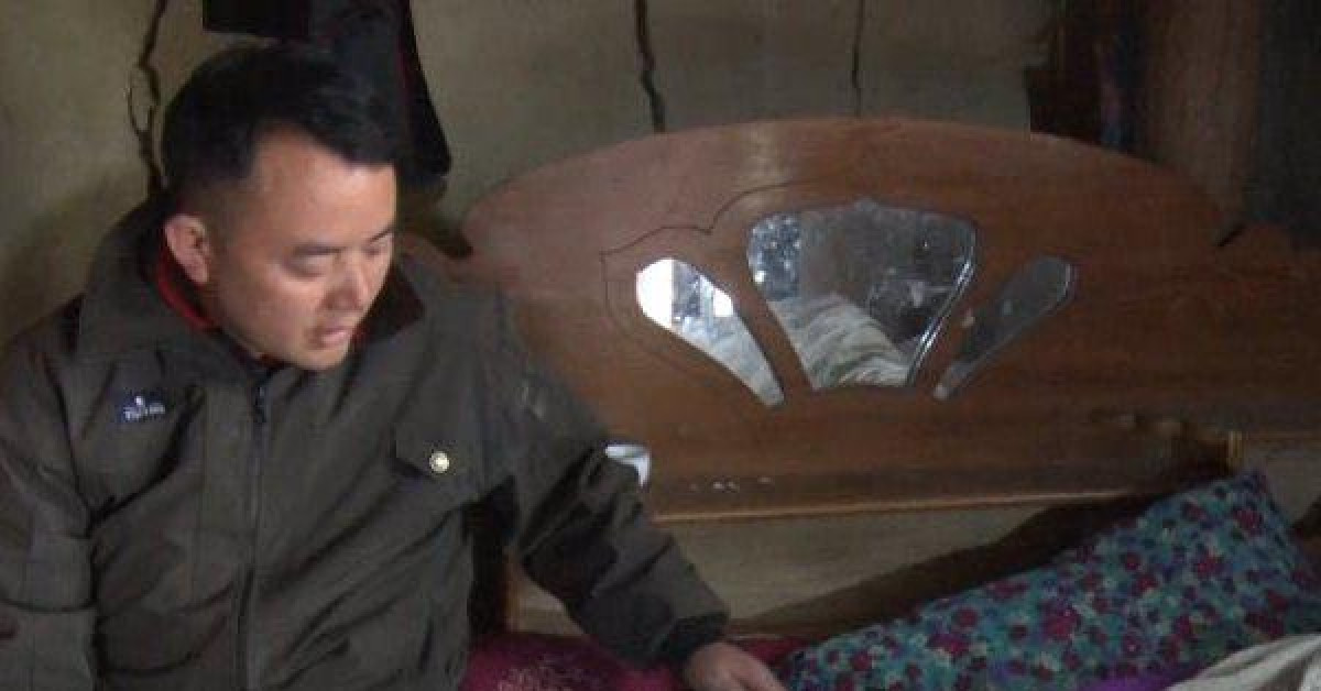 Tin tức trong ngày - Dùng than củi sưởi ấm, 2 em nhỏ ngạt khí tại Hà Giang