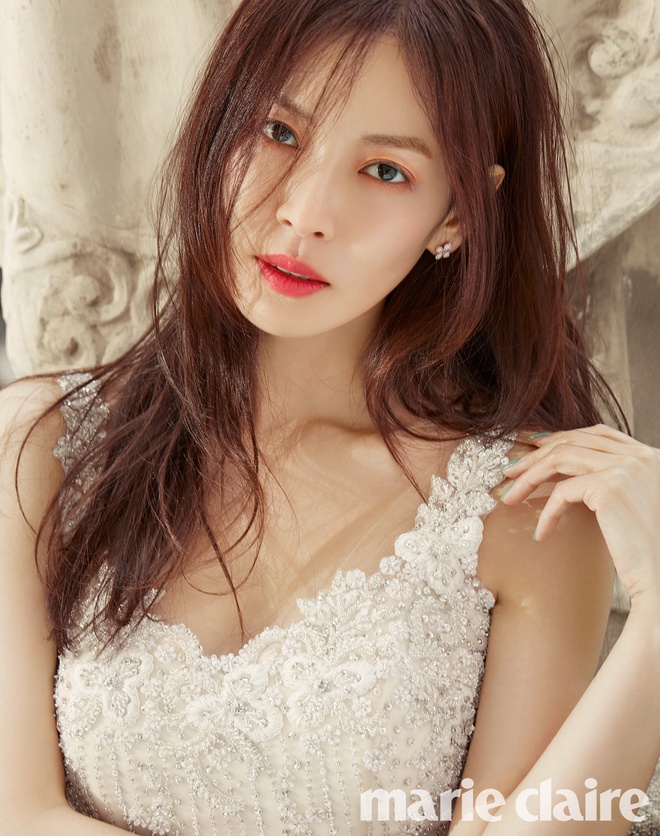 Kim So Yeon da đẹp không tì vết nhờ chăm massage mặt - 7