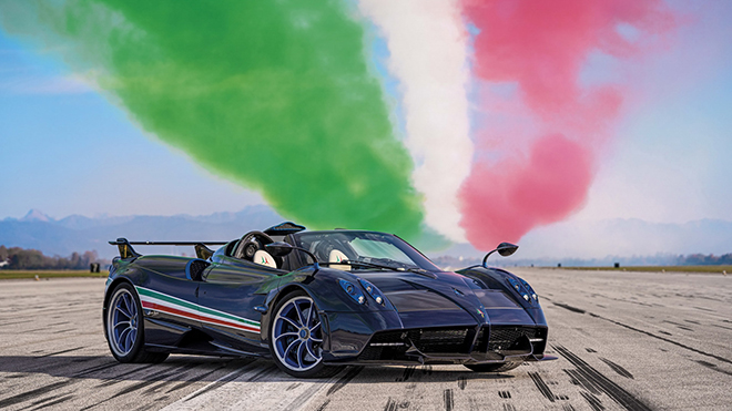 Pagani Huayra Tricolore mui trần có giá bán hơn 155 tỷ đồng - 1