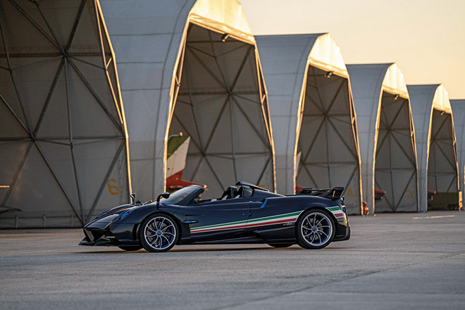 Pagani Huayra Tricolore mui trần có giá bán hơn 155 tỷ đồng - 7