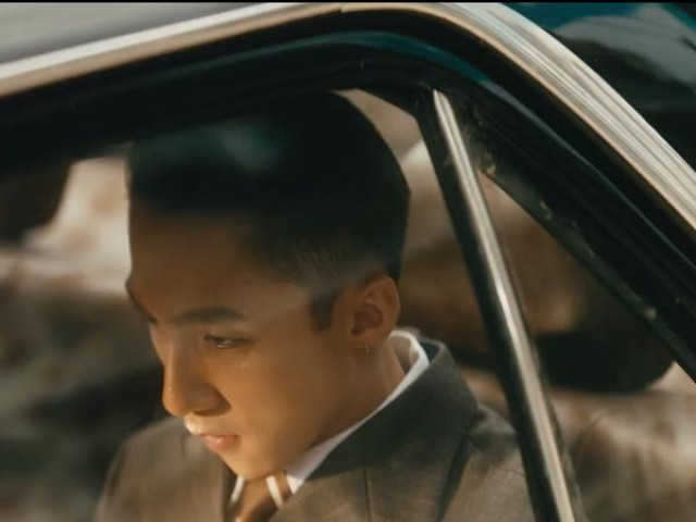 Thị trường - Tiêu dùng - Ngỡ ngàng trước giá "siêu xe" của Sơn Tùng M-TP trong MV mới