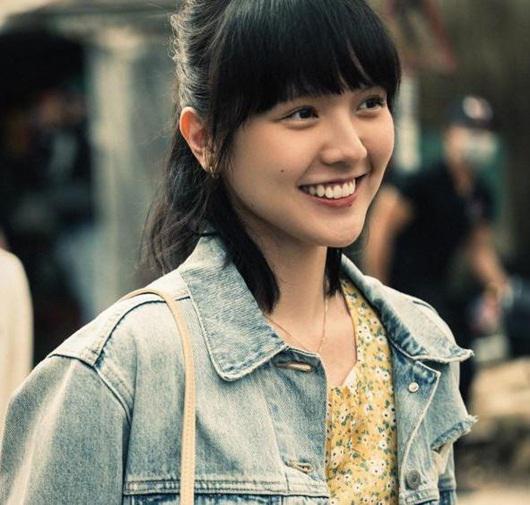 Nhan sắc &#34;cô gái bán cơm&#34; khiến Sơn Tùng không ngại hy sinh tất cả trong MV mới - 1