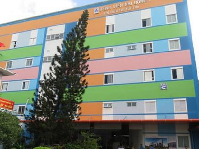 Tin tức trong ngày - Bé trai 4 tuổi nghi bị bạo hành, tử vong với nhiều thương tích, mất máu