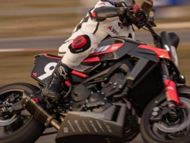 Thế giới xe - Cận cảnh mô tô thể thao Yamaha XSR900 độ body kit mới, giá 135 triệu đồng