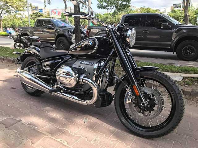 Ngắm xe - Xe mô tô BMW R18 First Edition đầu tiên xuất hiện tại Việt Nam