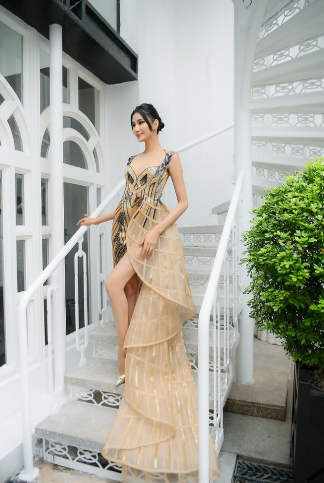 Chiếc váy này có gì đặc biệt mà ba mỹ nhân Lan Khuê, Hoàng Thùy, Thanh Khoa đua nhau mặc? - 3