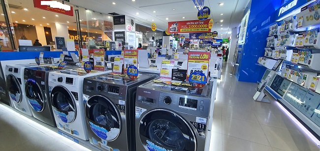 Hàng điện máy giảm “sốc” tới 50%, bất ngờ máy giặt lồng ngang chỉ từ 6 triệu đồng/chiếc - 3
