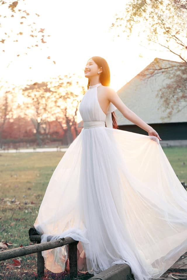 Đóng vai “em gái ngoan hiền”, Triệu Lộ Tư chịu cảnh chìm nghỉm giữa dàn sao lộng lẫy - 1