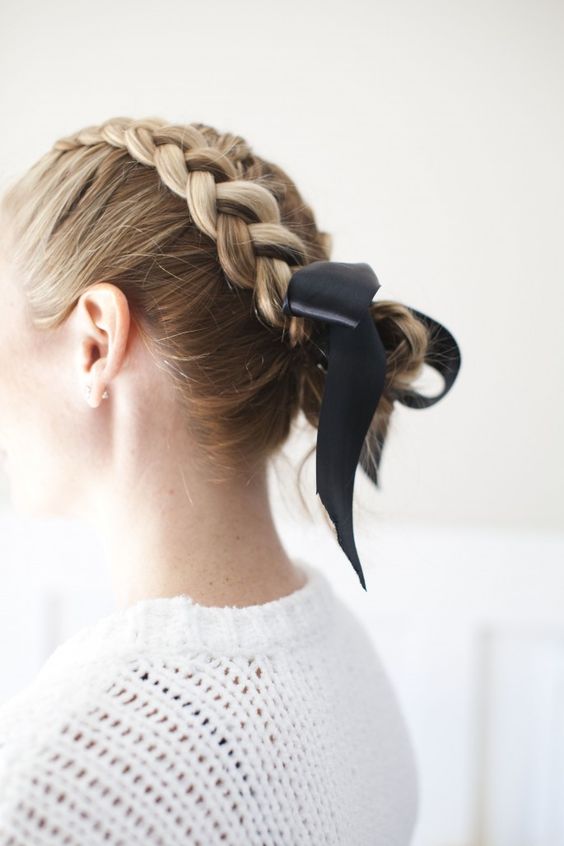 Những phụ kiện tạo phong cách vui nhộn cho bạn dịp Tết 2020 - 3