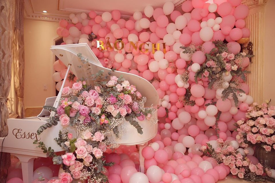 Khám phá bên trong biệt thự "khủng" của sao nữ đóng cảnh nóng 8 tiếng - 4