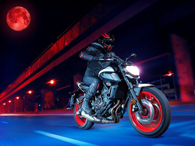 Xe máy - Xe đạp - TOP 8 naked-bike tốt nhất năm 2020: Bất ngờ với cái tên đầu tiên!