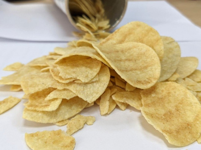 Sức khỏe đời sống - 7 loại thực phẩm tồi tệ nhất có thể gây rụng tóc