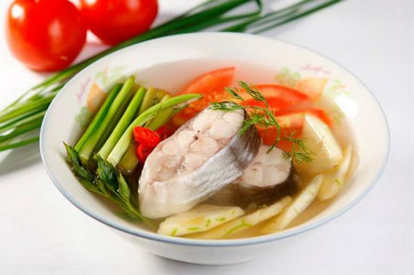 Canh chua cá ba sa là món ăn rất tốt cho người tỳ vị hư nhược, ăn uống kém, rối loạn tiêu hóa.