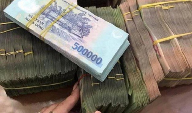 Gửi tiết kiệm tại ngân hàng luôn được coi là kênh đầu tư an toàn nhất