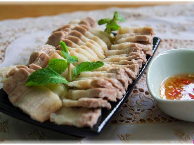 Ẩm thực - Thịt lợn đầy lông, học ngay 2 cách làm sạch trong "vài nốt nhạc" thay vì dùng nhíp