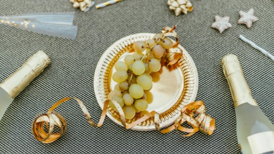 Những món ăn đem lại may mắn vào dịp Tết của các quốc gia trên thế giới - 2