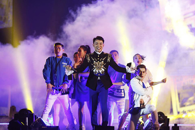 Hàng chục triệu fan nóng lòng chờ đợi sự xuất hiện duyên dáng vô cực của Trúc Nhân trên sân khấu Tiger Remix năm nay.