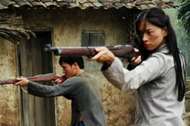 Bước đột phá ngoạn mục trong sự nghiệp diễn xuất của Ngô Thành Vân để cô xứng đáng với danh xưng “đả nữ số 1” của điện ảnh Việt là vai Thúy trong “Dòng máu anh hùng” (năm 2007). Vai diễn này còn đem về giải “Nữ diễn viên chính xuất sắc nhất” tại LHP Việt Nam lần thứ 15.
