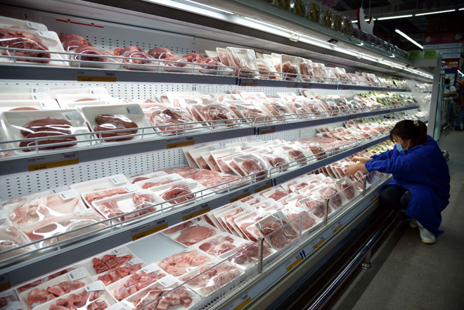 Tại MM Food Service Hưng Phú, khách hàng có thể truy xuất nguồn gốc thực phẩm thông qua mã QR code trên từng sản phẩm.