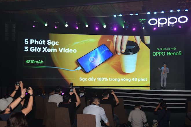 TRỰC TIẾP: Sự kiện ra mắt siêu phẩm OPPO Reno5 tại Việt Nam - 11