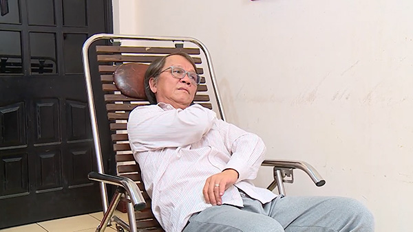 Đau buốt, đau mỏi vai gáy rã rời chỉ cần nắm lá này là ổn! - 1