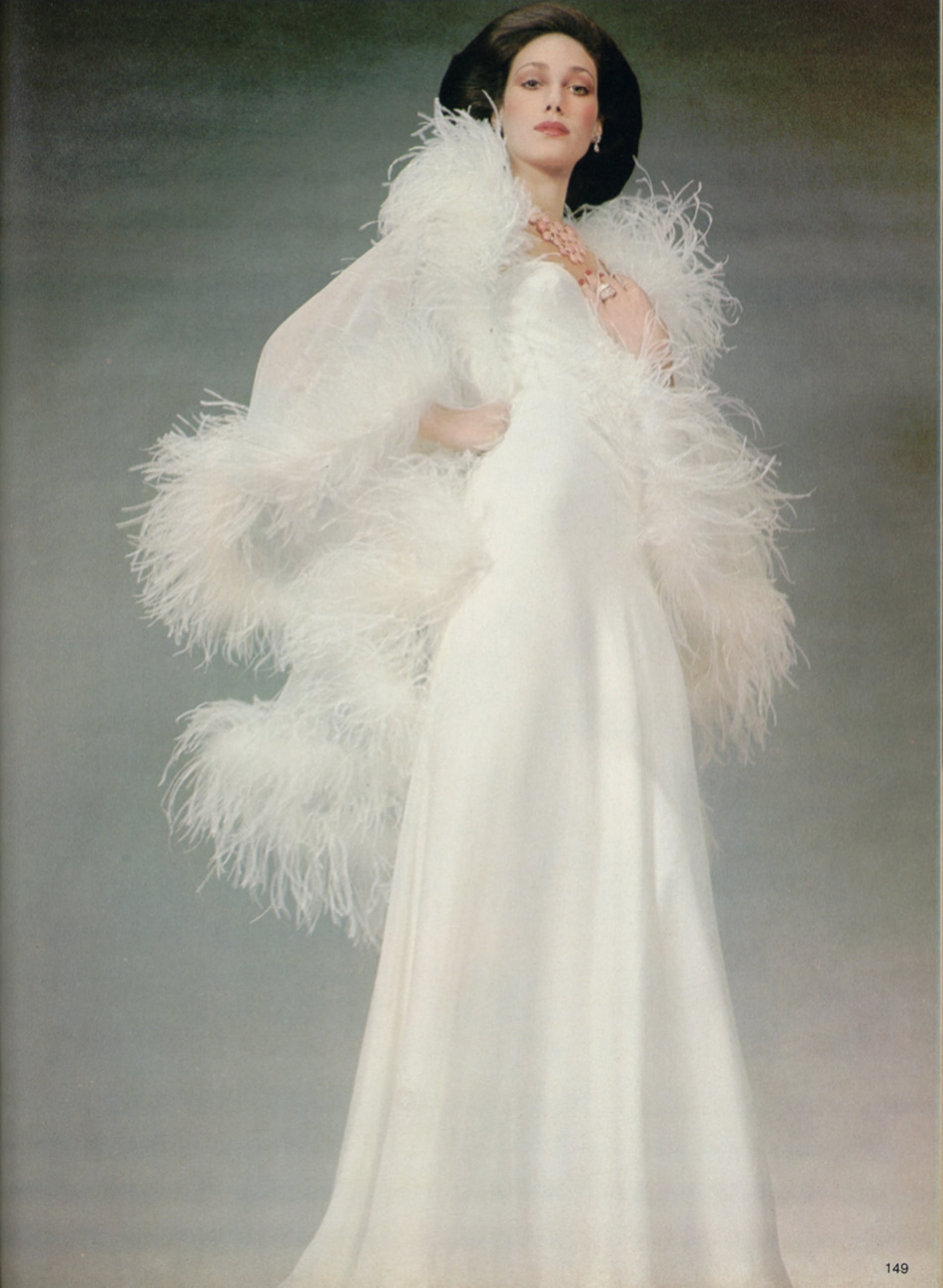 Đón giao thừa với cảm hứng từ trang phục cổ điển đẹp như mơ - 1