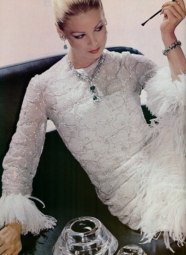 Đón giao thừa với cảm hứng từ trang phục cổ điển đẹp như mơ - 2