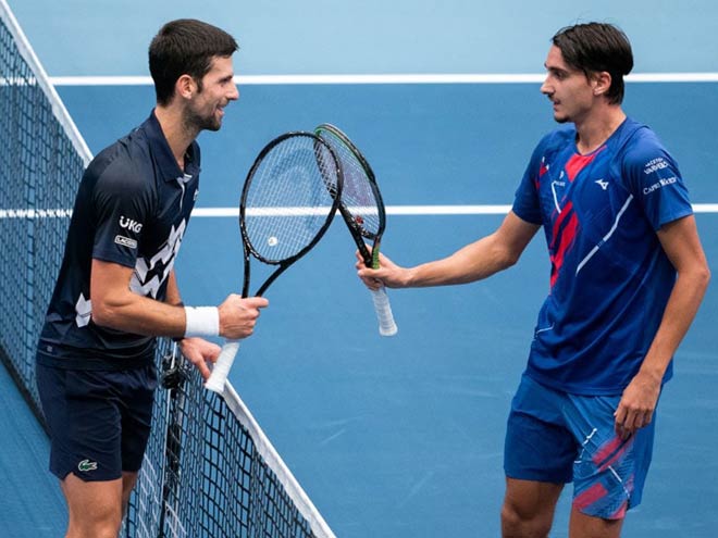 Djokovic thua ngỡ ngàng Sonego ở tứ kết Vienna Open năm 2020
