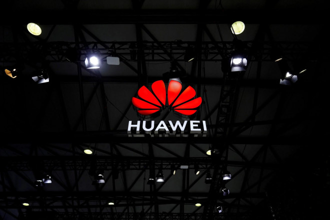 Mỹ tiếp tục tăng sức ép lên Huawei. Ảnh: Reuters