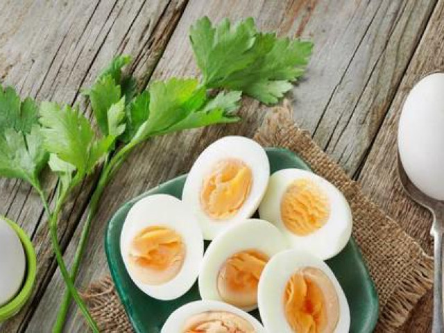 Ẩm thực - Không muốn "hại đủ đường" thì đừng bao giờ luộc trứng theo những cách này