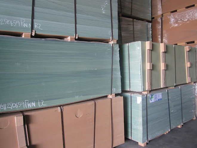 Ván gỗ công nghiệp không đạt tiêu chuẩn tràn lan trên thị trường gây hại cho sức khỏe (Ảnh minh họa)