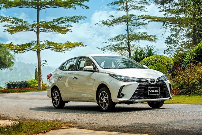 Toyota ưu đãi lên tới 24,5 triệu cho khách hàng mua xe trong tháng 10 - 1