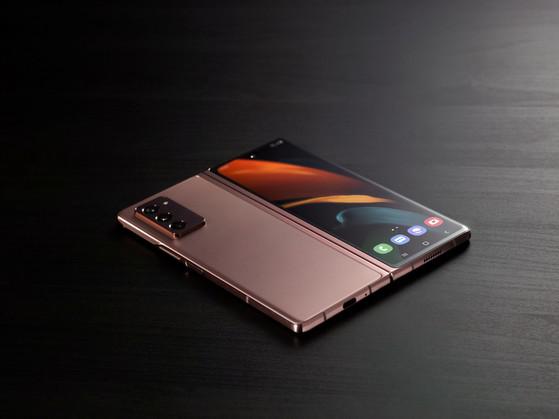 3 mẫu điện thoại Samsung nào nhận được bản cập nhật tháng 10? - 1