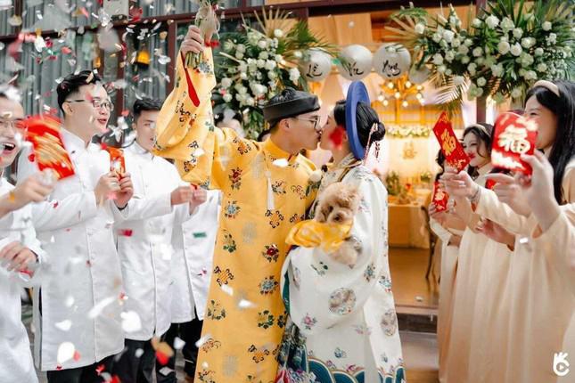 Cặp đôi lựa chọn Việt phục trong lễ cưới của mình - 5