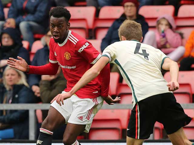 Bóng đá - "Thần đồng" Elanga giúp U23 MU hạ Liverpool 3-0, các đàn anh phải thèm