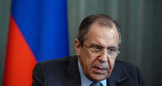 Ngoại trưởng Nga cũng lưu ý, Moscow
và Dushanbe là đồng minh theo Hiệp ước CSTO, và Nga cũng như các
thành viên khác có nghĩa vụ bảo vệ đồng minh theo Hiệp ước.