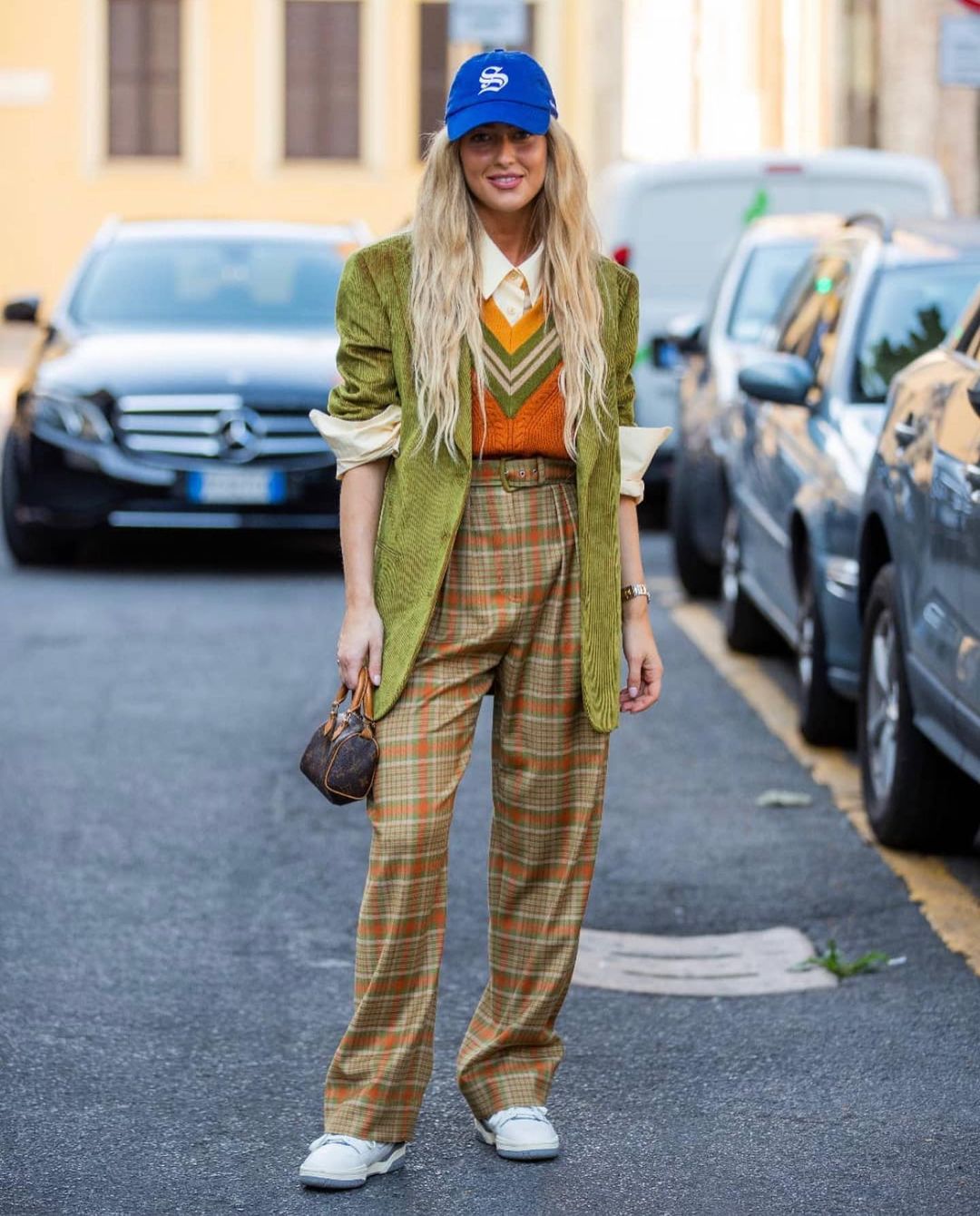 Vải nhung corduroy là xu hướng mới cho mùa thu này? - 4