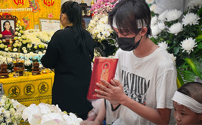 Sao Việt đến viếng Phi Nhung: Đan Trường, Hồng Vân nghẹn ngào nói lời đưa tiễn - 10