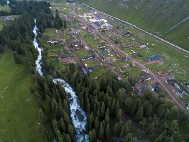 Thế giới - Hai ca nhiễm Covid-19 mới khiến du khách TQ mắc kẹt trong kì nghỉ “Tuần lễ Vàng”