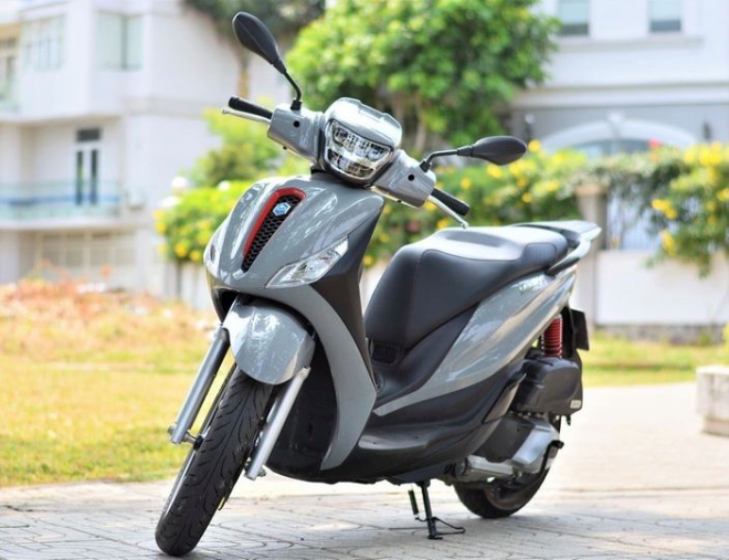 Bảng giá Piaggio Medley trong tháng 10/2021, giảm 4 triệu đồng - 5