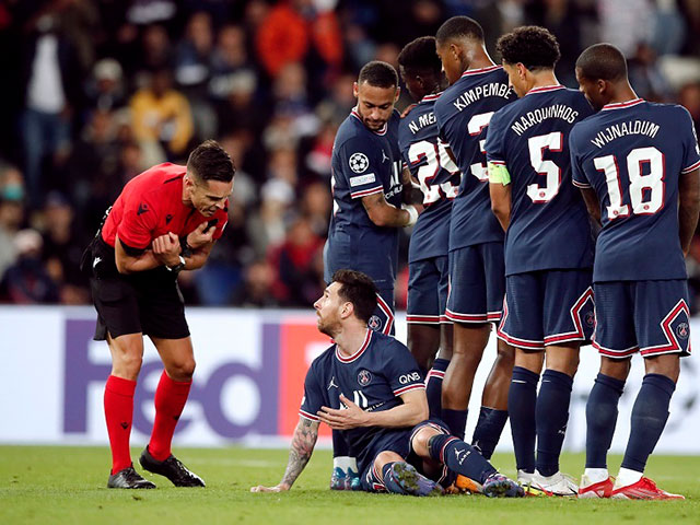 Bóng đá - “Kẻ thù” của Messi