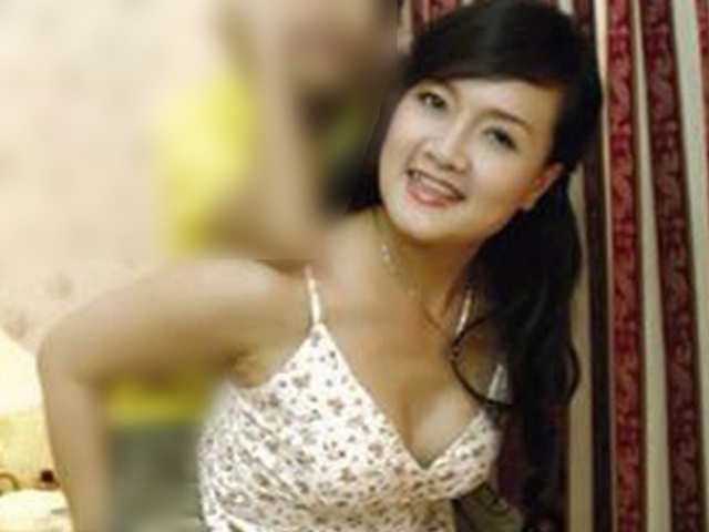 Đời sống Showbiz - "Bà trùm bất động sản đếm tiền phồng lưỡi" hóa ra là diễn viên hài từng ở nhà 6m2 dột nát